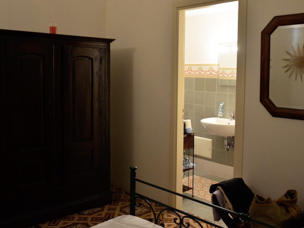 B&B Le Due Corti Martignano Szoba fotó